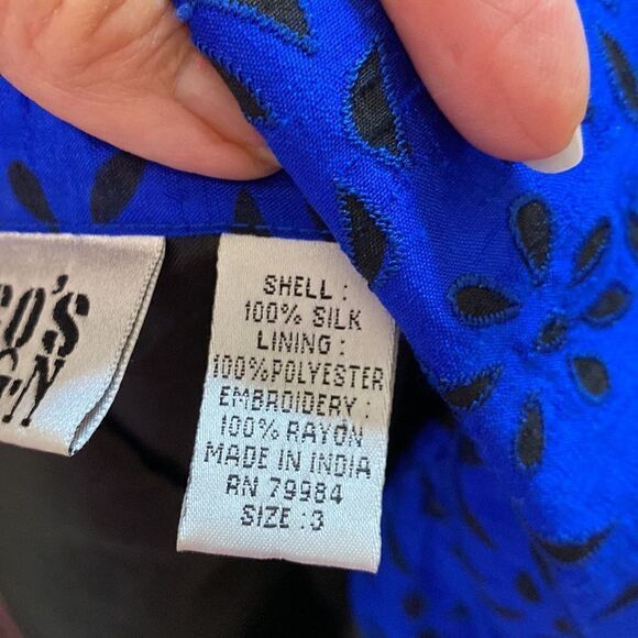 Chico’s Silk Jacket Lightweight Royal Blue with Black Embroidery Size 3 - Picture 7 of 7